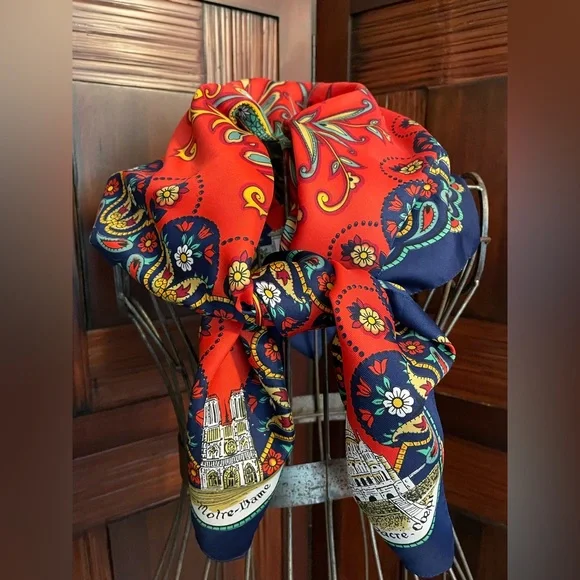 Italian Made French Monument Scarf - Picture 1 of 7